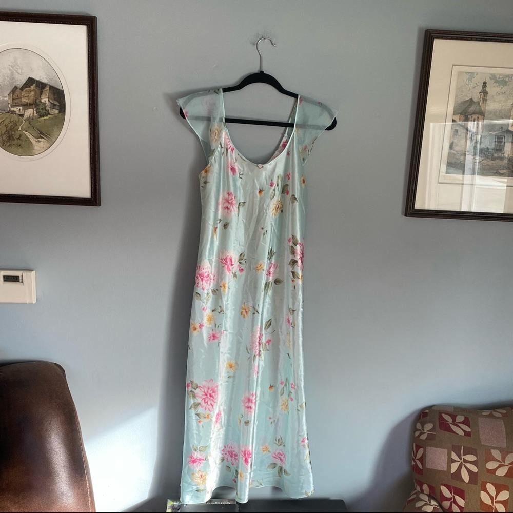 Oscar De La Renta Nightgown